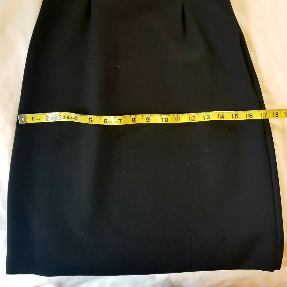 Trina Turk Black V-neck Dress Sz 0 - Picture 4 of 5